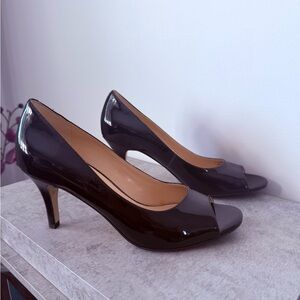 Cole Haan NikeAir Black Patent Leather Peeptoe Heels W7.5